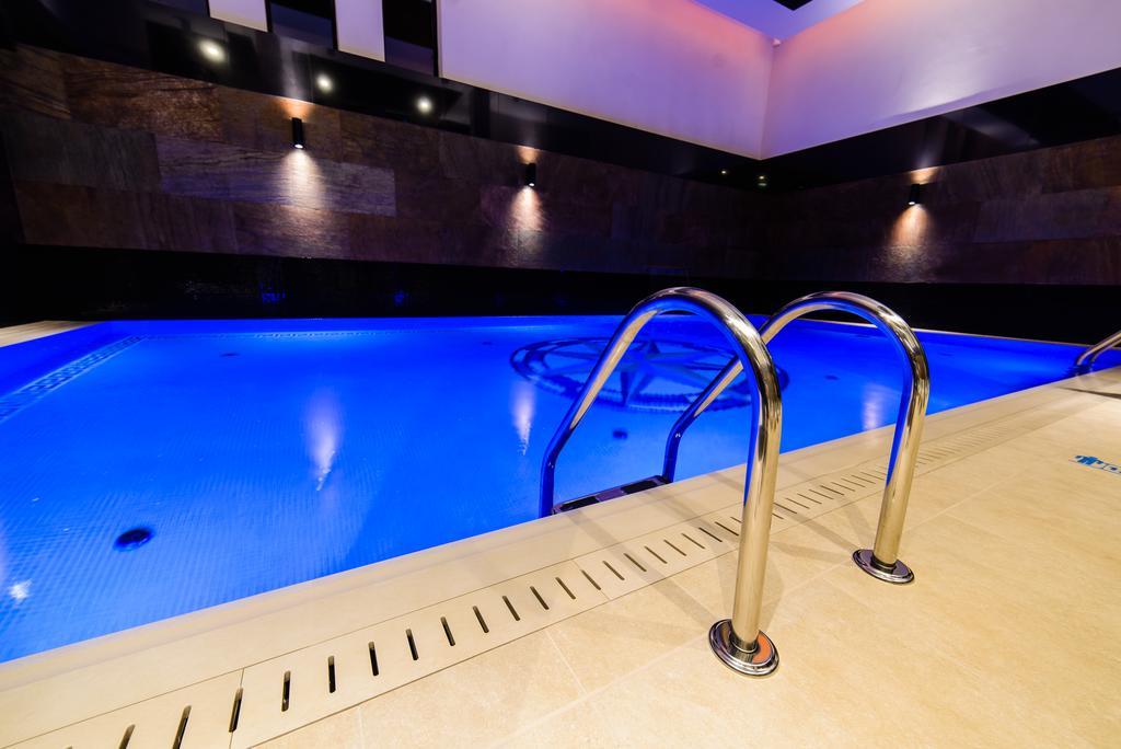 Arena Hotel Spa & Wellness Tychy Extérieur photo